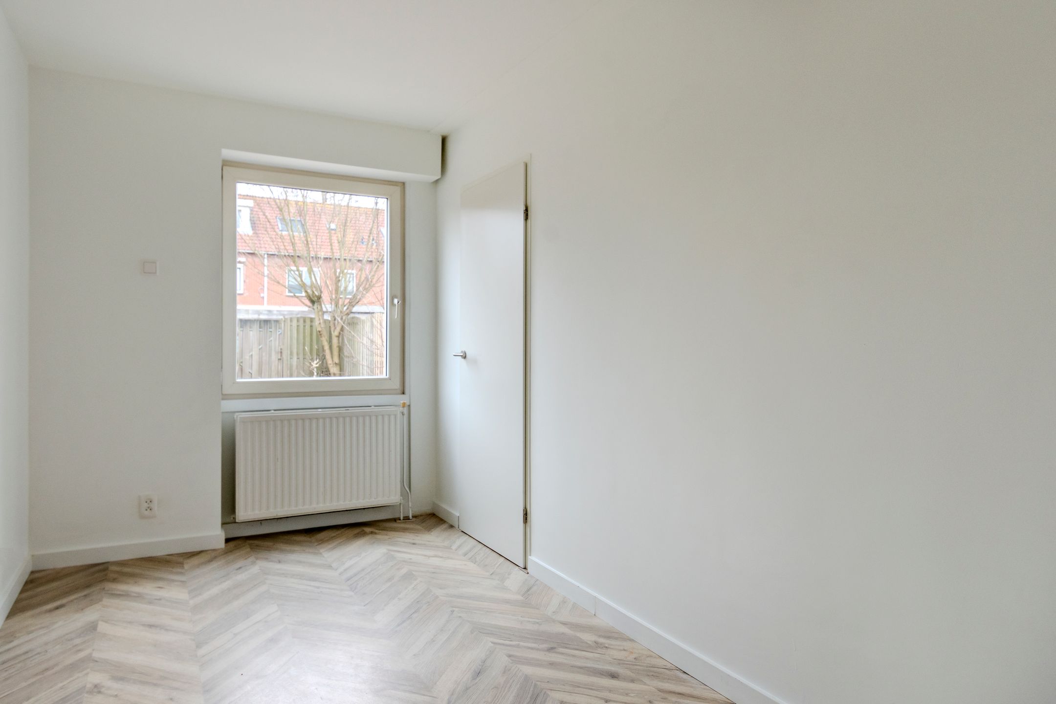 Foto 12 van Roomvatstraat 13