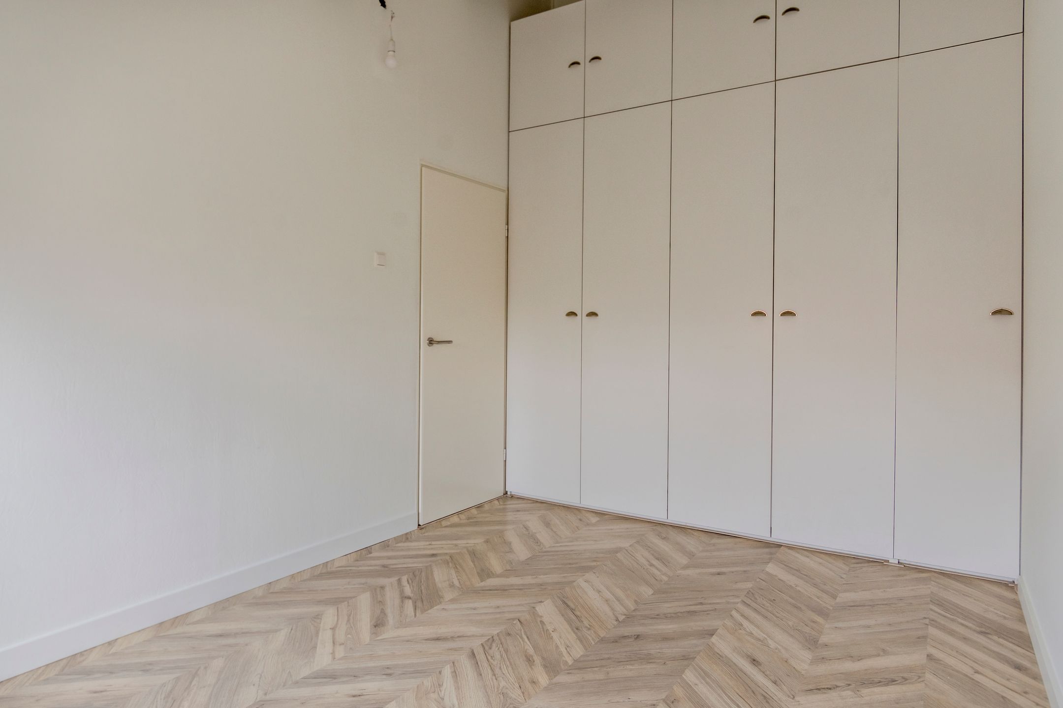 Foto 18 van Roomvatstraat 13