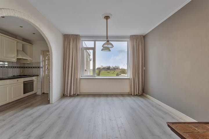 Foto 11 van J.J. Allanstraat 253