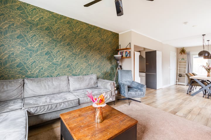 Foto 5 van van Limburg Stirumlaan 65