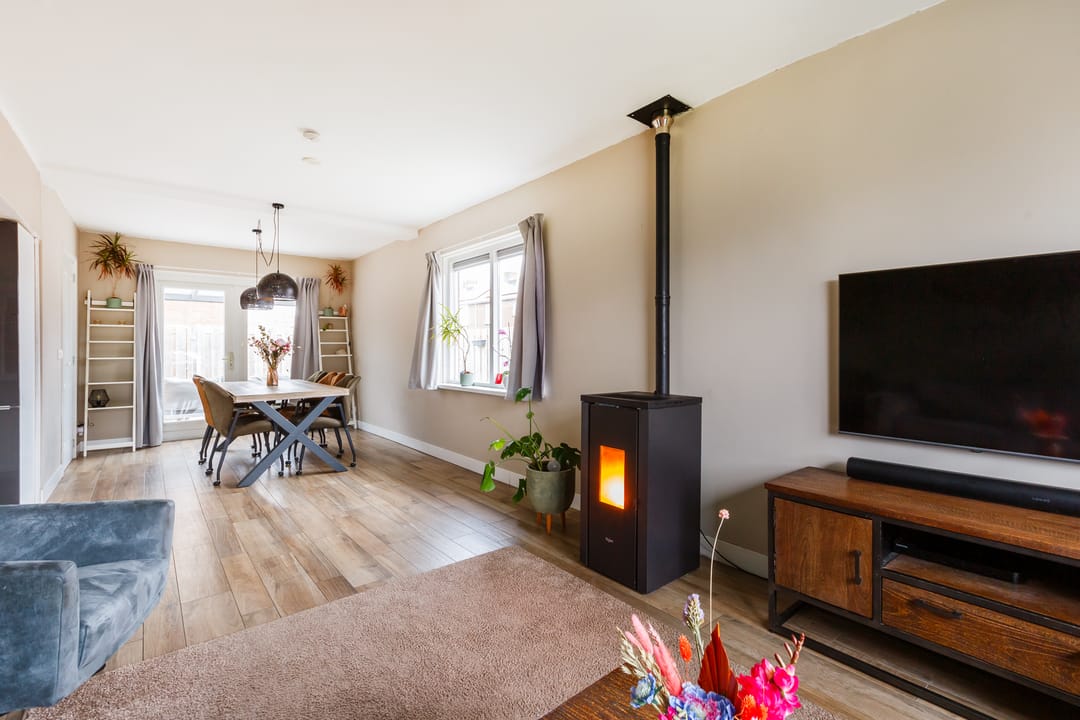 Foto 7 van van Limburg Stirumlaan 65