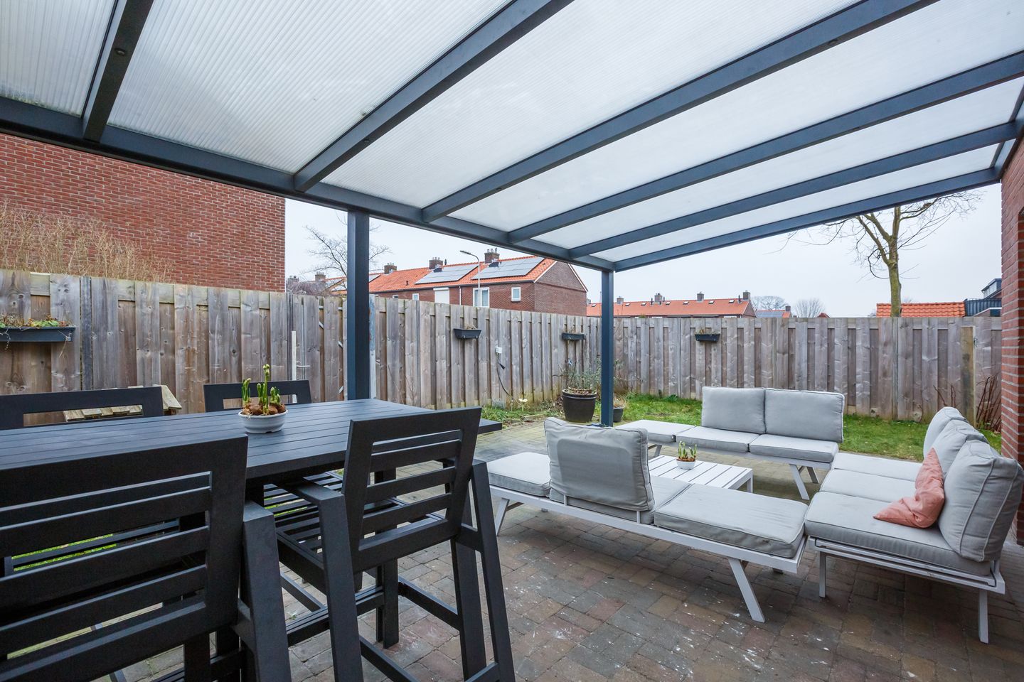 Foto 14 van van Limburg Stirumlaan 65