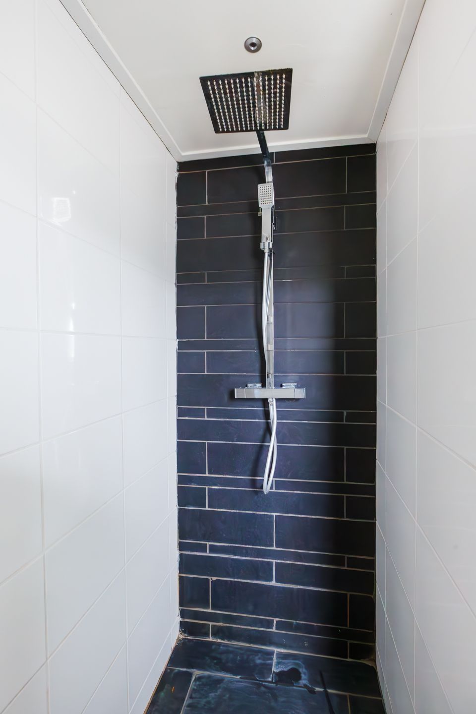 Foto 33 van van Limburg Stirumlaan 65