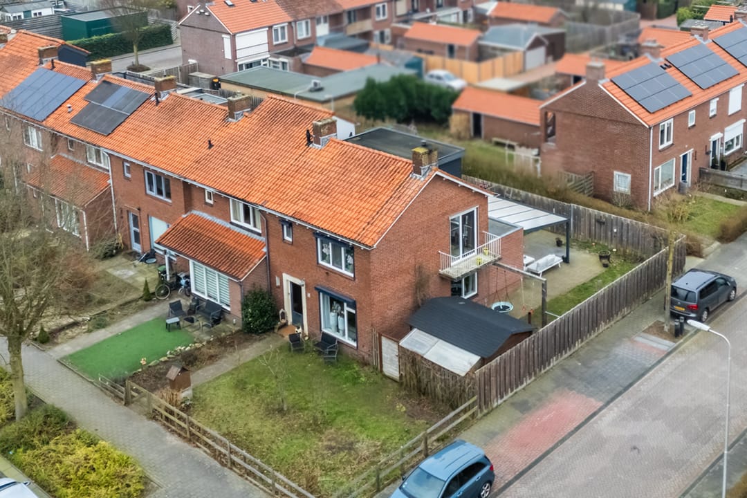 Foto 41 van van Limburg Stirumlaan 65