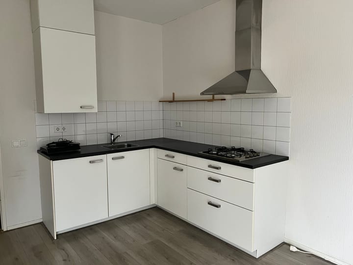 Photo 4 of Verhoevenstraat 95-B