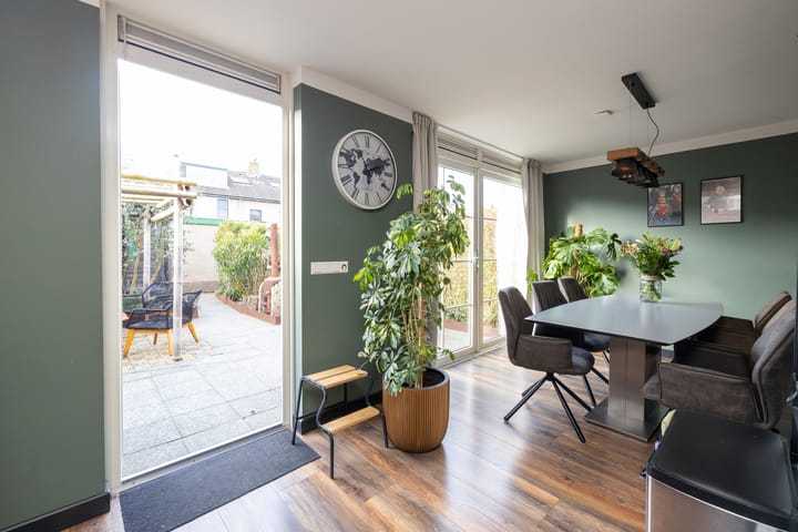 Foto 7 van Meeuwenlaan 36