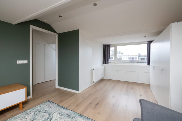 Foto 24 van Meeuwenlaan 36