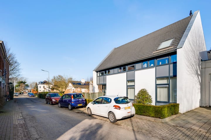 Foto 23 van Grijzegraaf 17-A