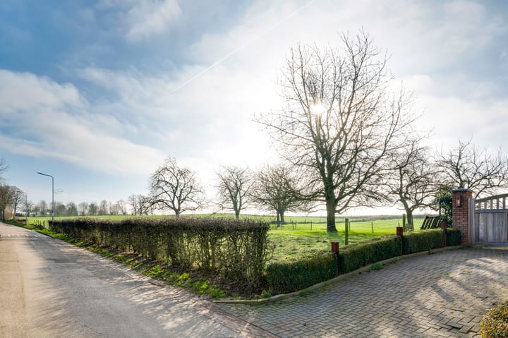 Foto 24 van Grijzegraaf 17-A