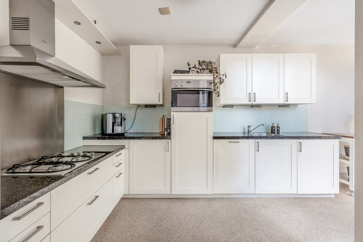 Foto 12 van Marga Klompéstraat 62