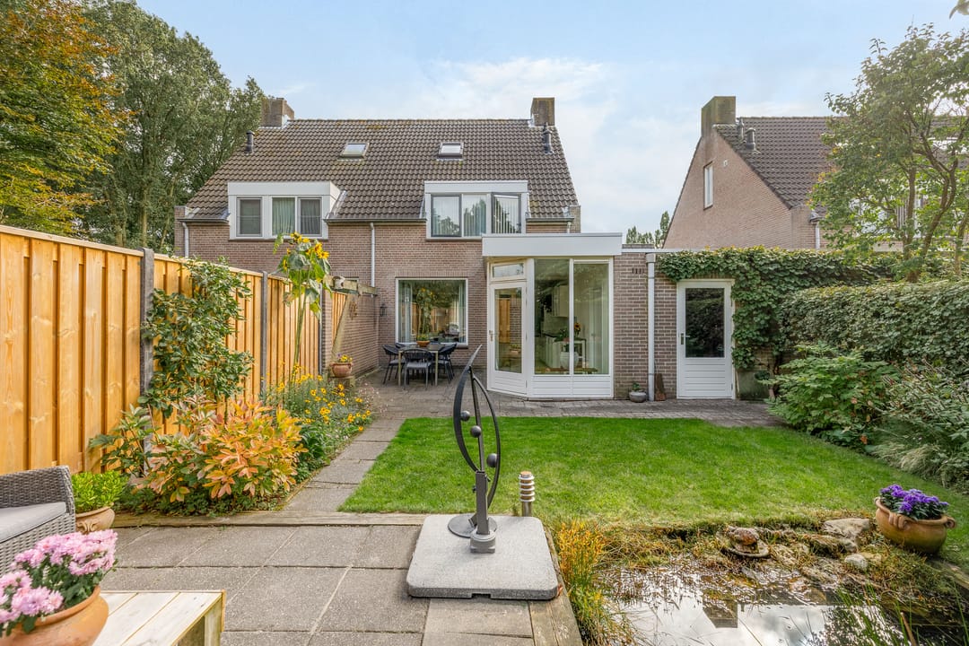 Foto 22 van Marga Klompéstraat 62