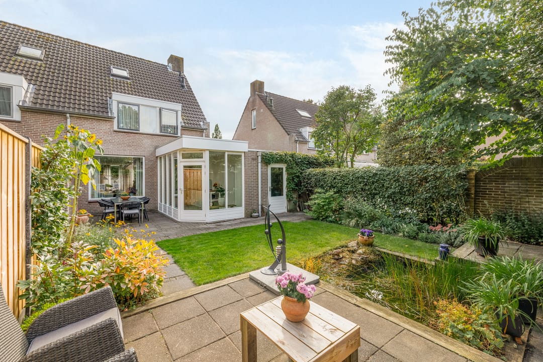 Foto 23 van Marga Klompéstraat 62