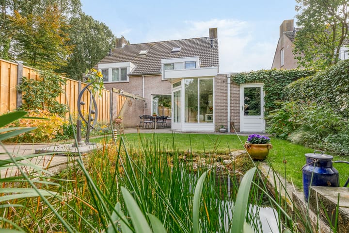 Foto 26 van Marga Klompéstraat 62