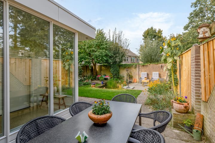 Foto 28 van Marga Klompéstraat 62