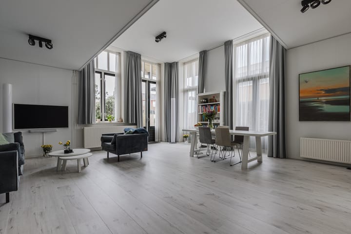 Foto 3 van Dr Wiardi Beckmanlaan 50