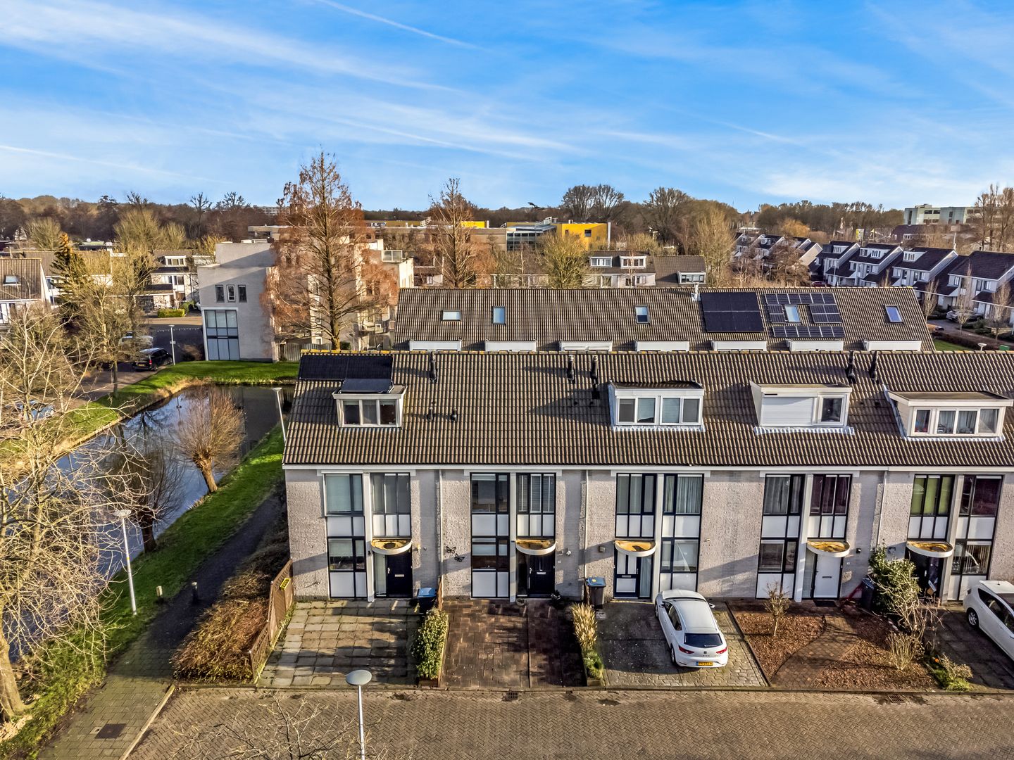 Foto 1 van Weegbree 27