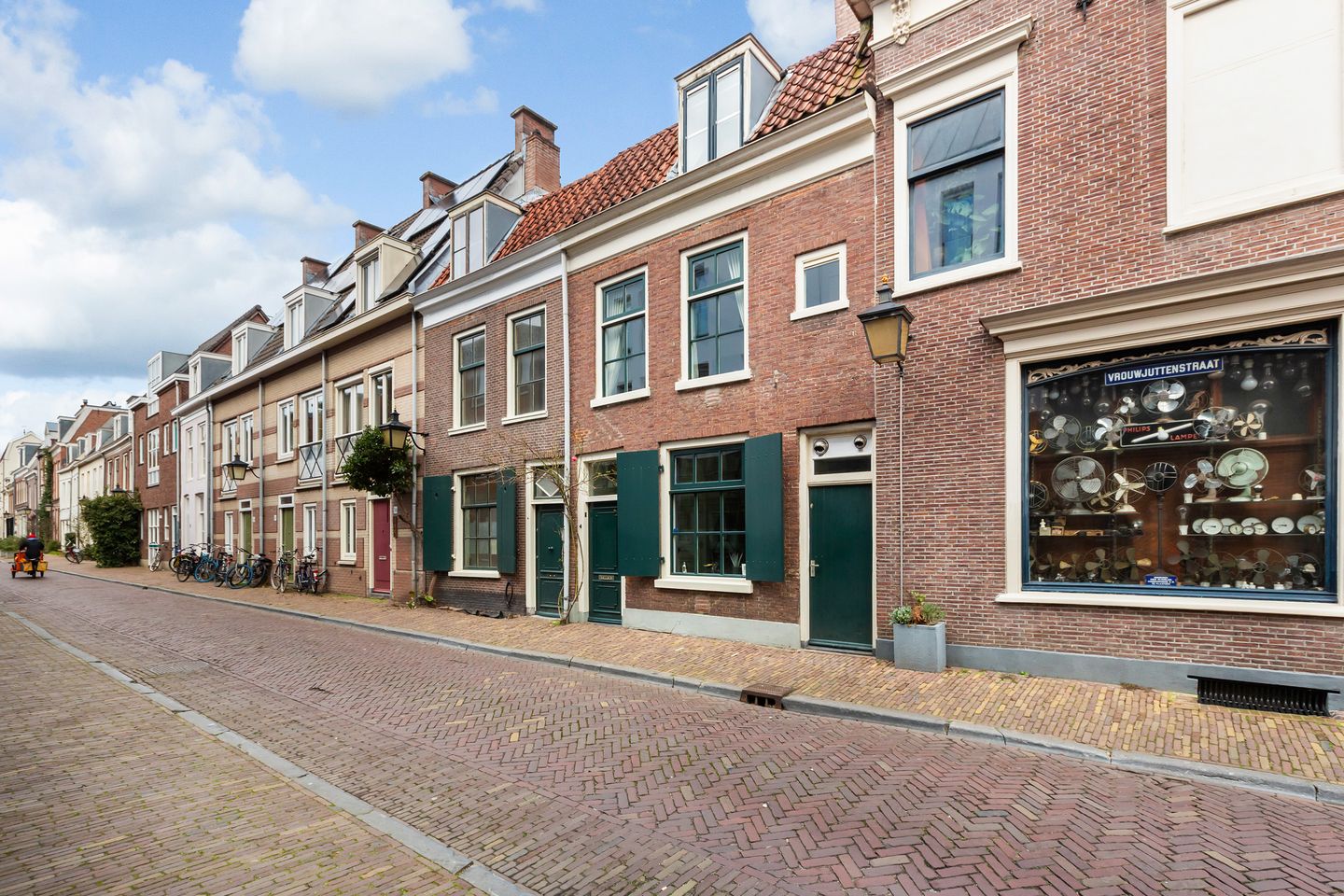 Foto 34 van Vrouwjuttenstraat 40