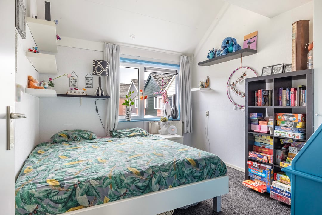 Photo 16 of Beekenstein 100