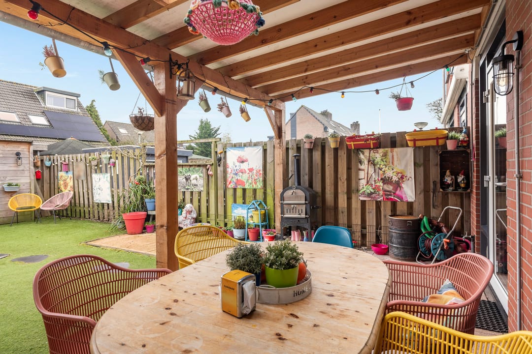 Photo 22 of Beekenstein 100