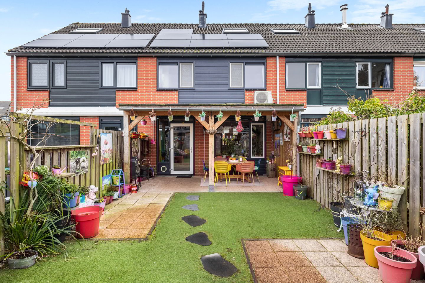 Photo 25 of Beekenstein 100