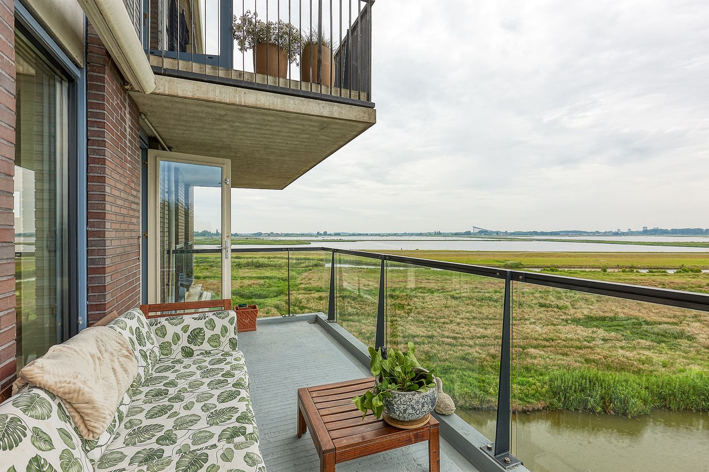 Foto 1 van Papegaaiduikerplein 12