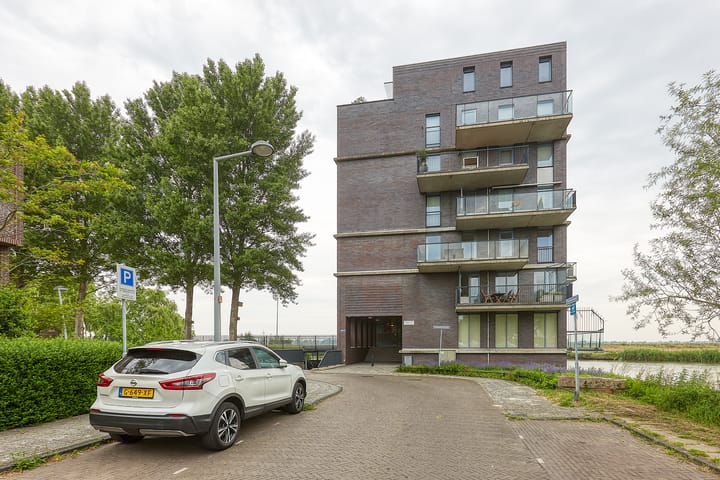 Foto 2 van Papegaaiduikerplein 12