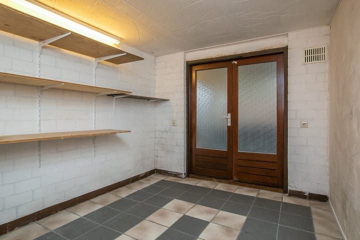 Foto 24 van Venloseweg 18-A