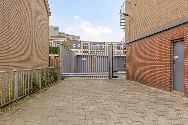 Foto 24 van Pastoor van Akenstraat 84