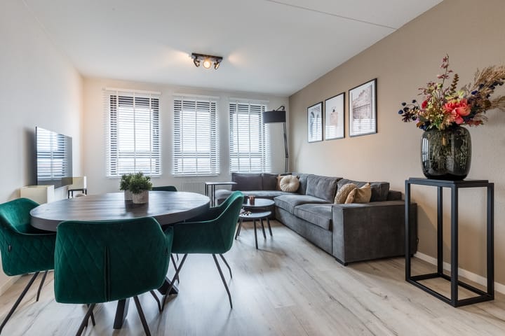 Foto 2 van Kaaikhof 236