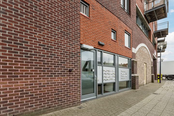 Photo 6 of Kaaikhof 236