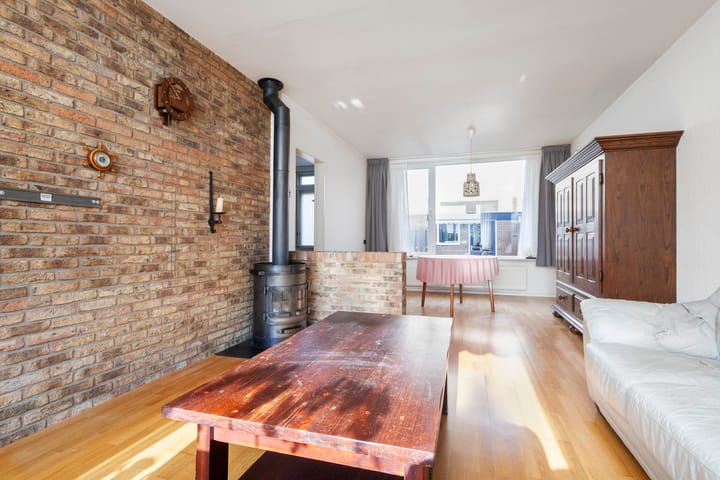 Photo 9 of Koolmeesstraat 2