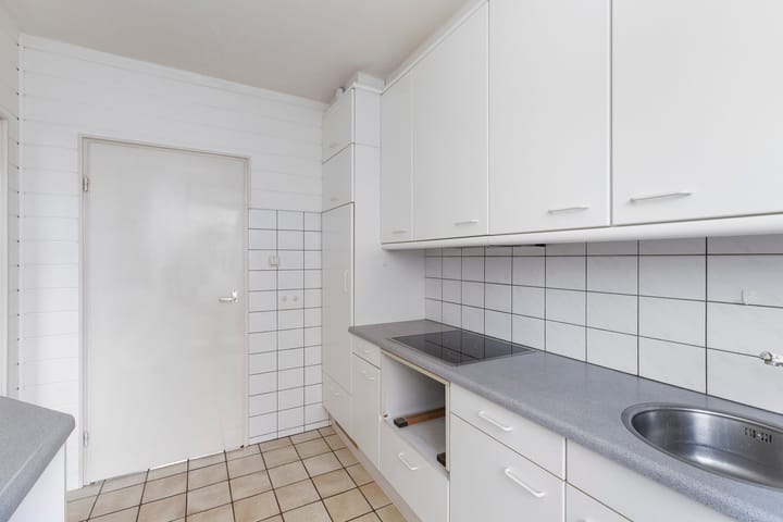 Photo 12 of Koolmeesstraat 2