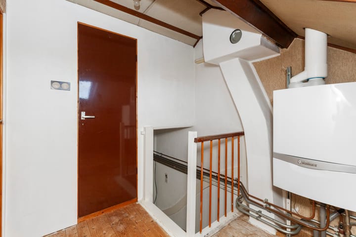 Photo 27 of Koolmeesstraat 2