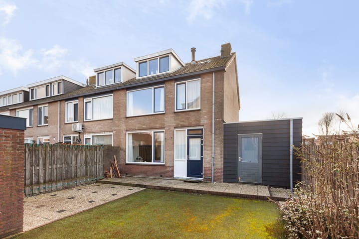 Photo 31 of Koolmeesstraat 2