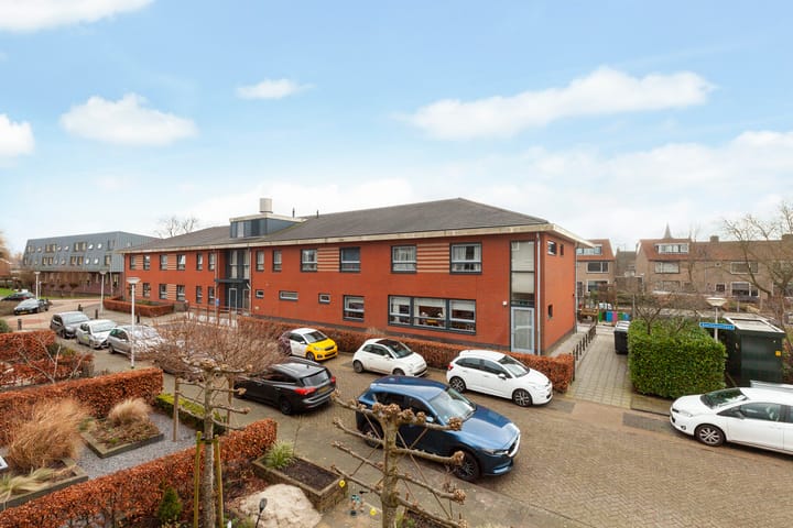 Photo 35 of Koolmeesstraat 2