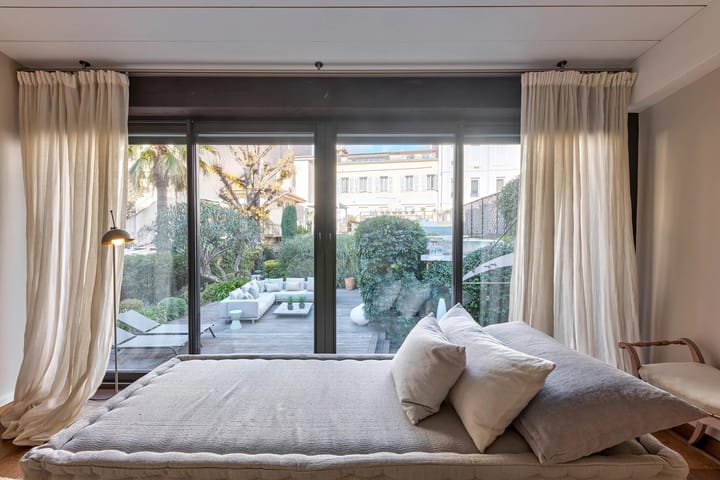 Foto 2 van Cannes Banane