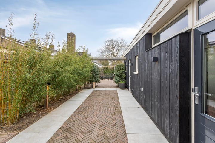 Foto 2 van Julianastraat 17