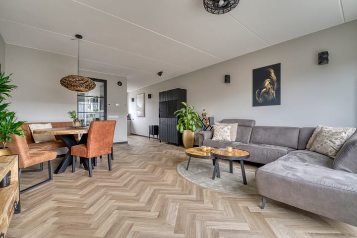 Foto 5 van Vogeltjesmarkt 67