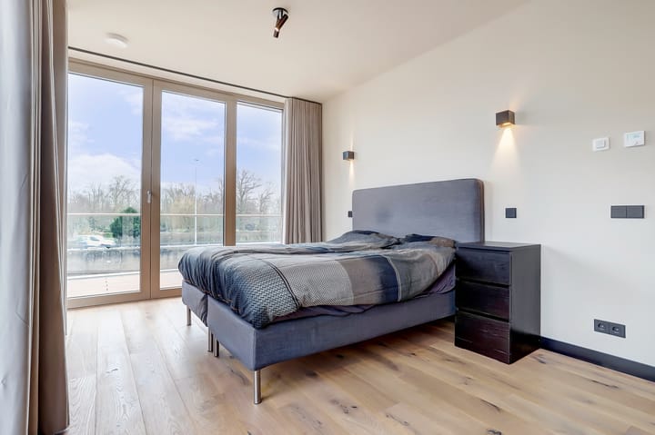 Photo 33 of Westeinde 132-C