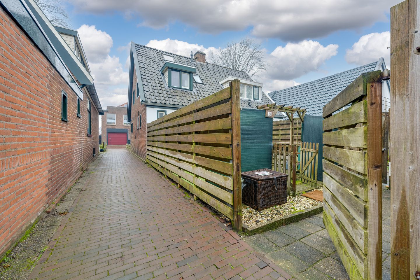 Foto 4 van Spoorstraat 60