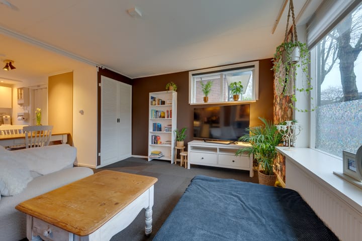 Foto 11 van Spoorstraat 60