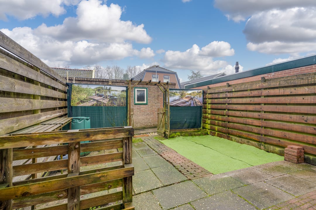 Foto 22 van Spoorstraat 60