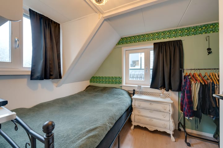 Foto 32 van Spoorstraat 60