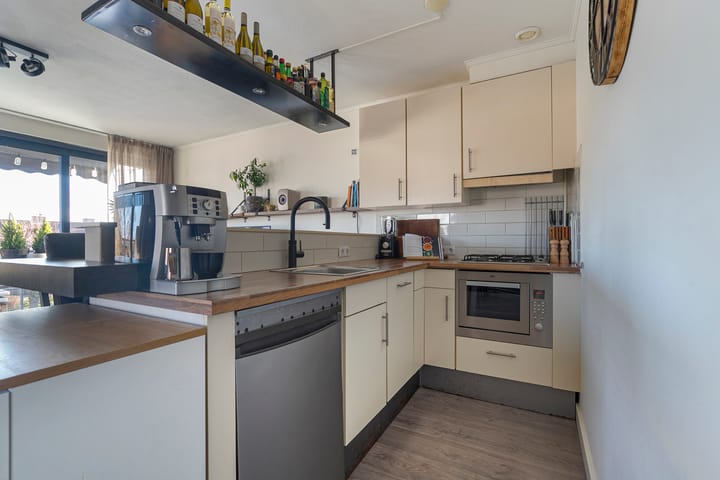 Photo 11 of Arthur van Schendelplein 32