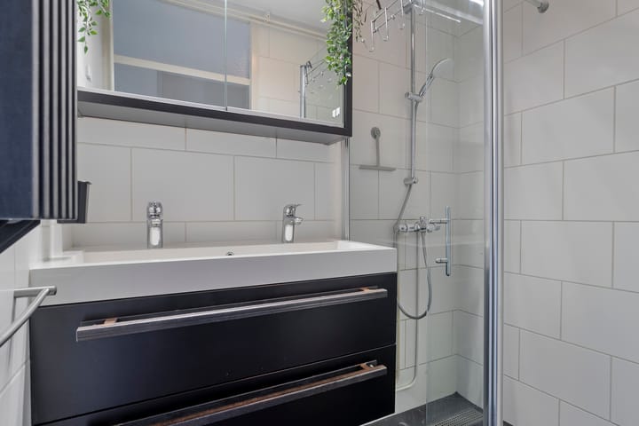 Photo 14 of Arthur van Schendelplein 32