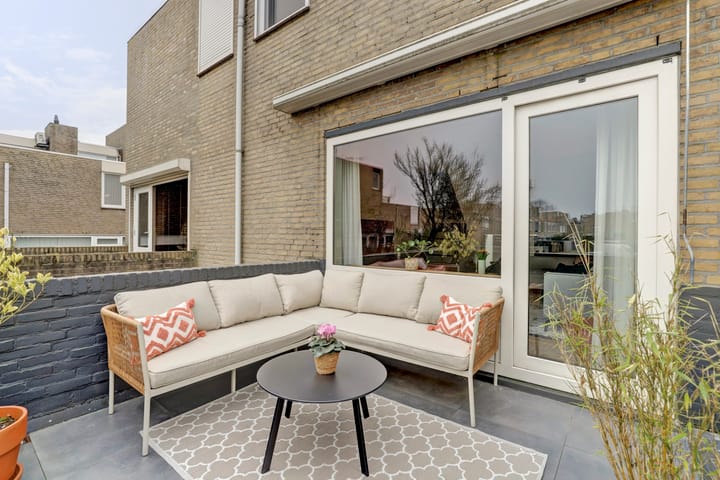 Foto 13 van Gouverneur Houbenstraat 62