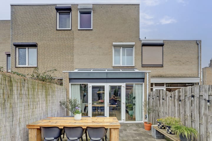 Foto 36 van Gouverneur Houbenstraat 62