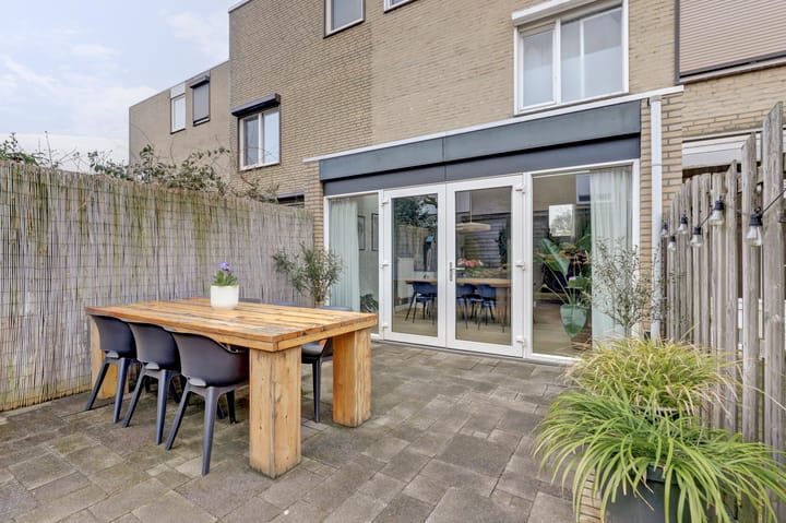 Foto 37 van Gouverneur Houbenstraat 62