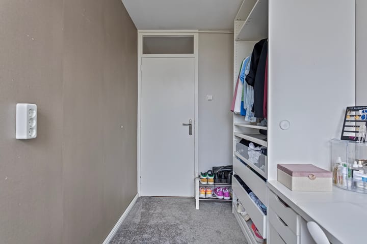 Photo 31 of Albert van Huffelstraat 49