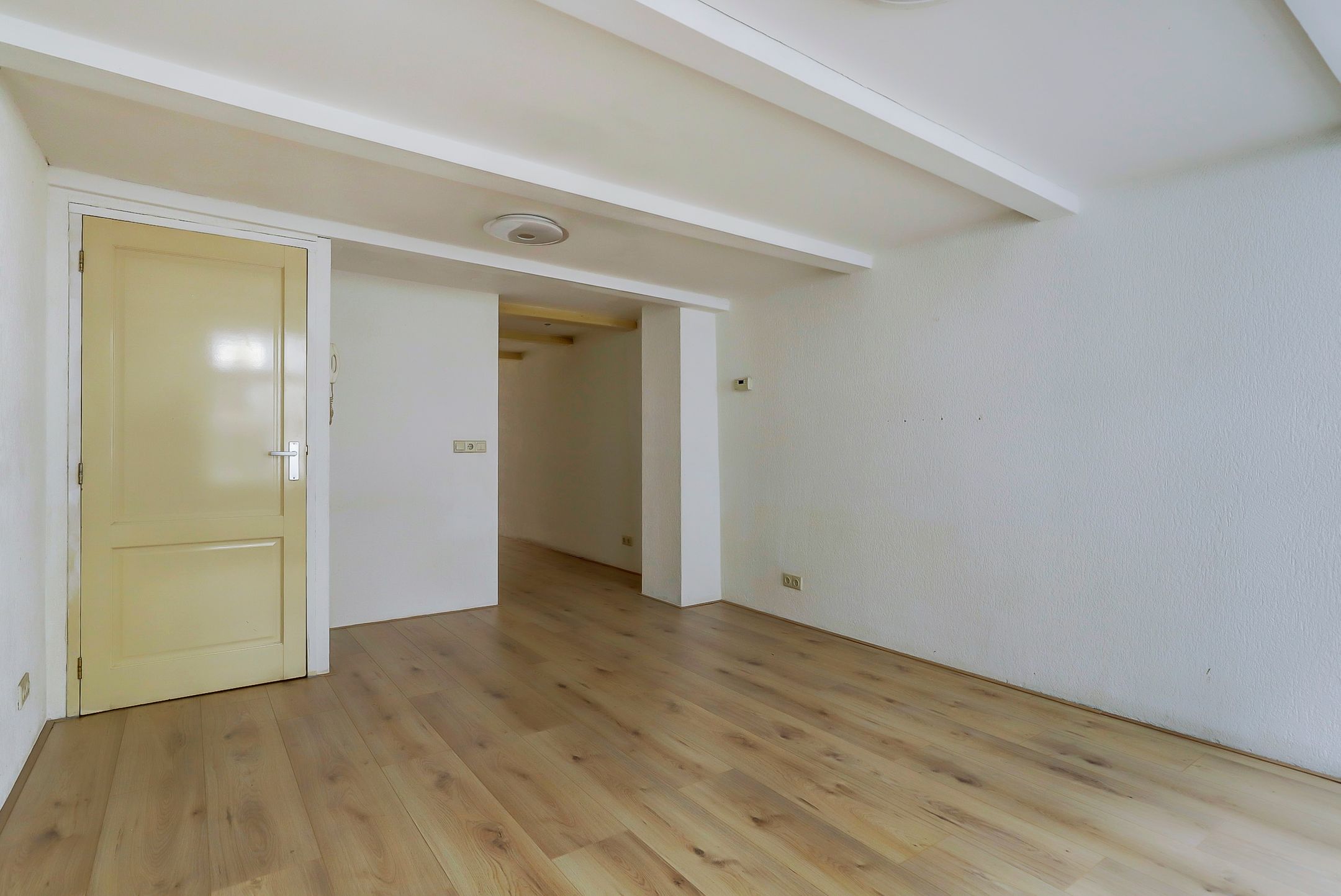 Photo 3 of Sint Jacobsstraat 21-B